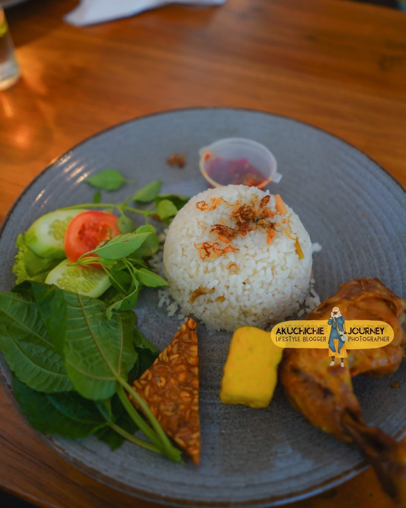 Nasi Liwet Komplit Ayam Tubing Park