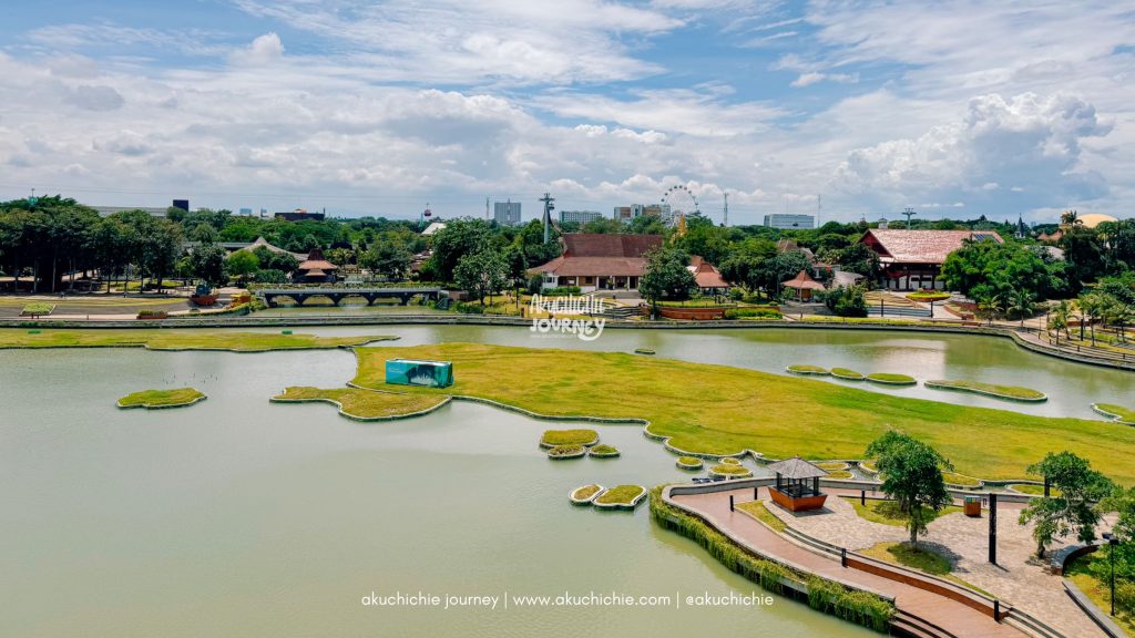 view naik kereta gantung di tmii