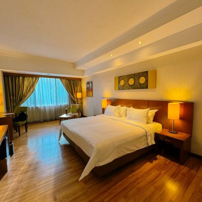 review hotel artotel gelora senayan